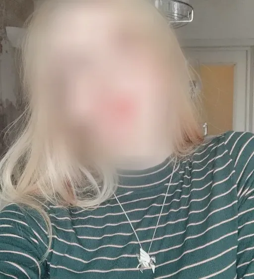 Emilia, 19