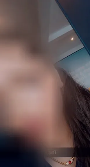 Helena, 29