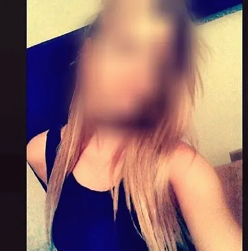 Zeynep, 36